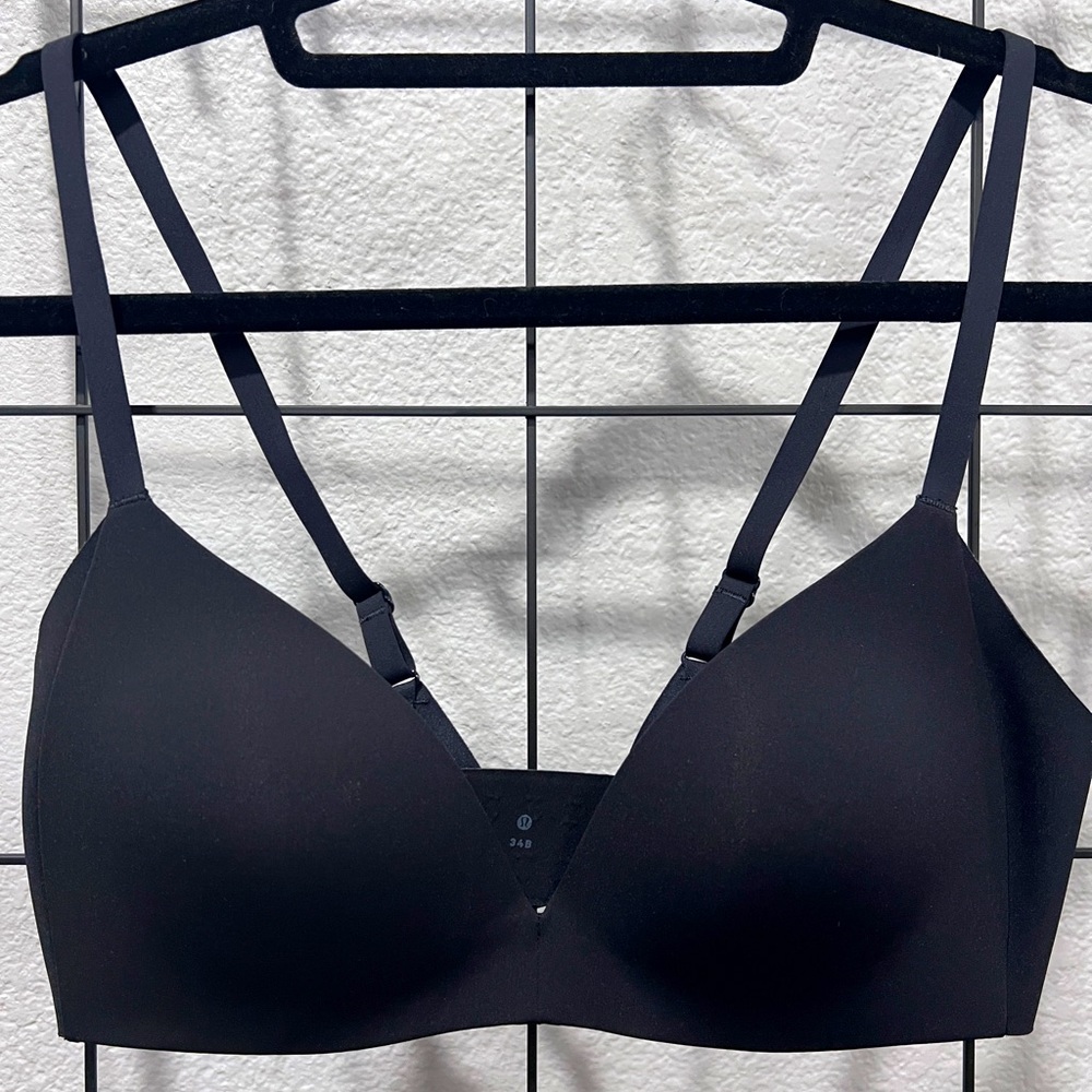 Lululemon Bra 34b